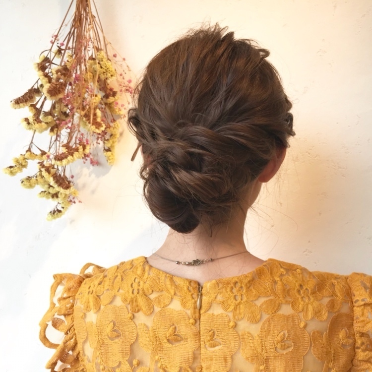 ショートヘア向け結婚式のお呼ばれヘア。気になるスタイルマナーとセルフアレンジ速習法ホットペッパービューティーマガジン