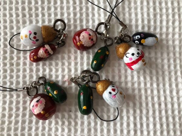 どんぐりでクリスマスの飾り 工作の下準備と材料 どんぐりツリーの作り方モヤモヤすることピカピカに♪ギモンに取り組む「モヤピカブログ」