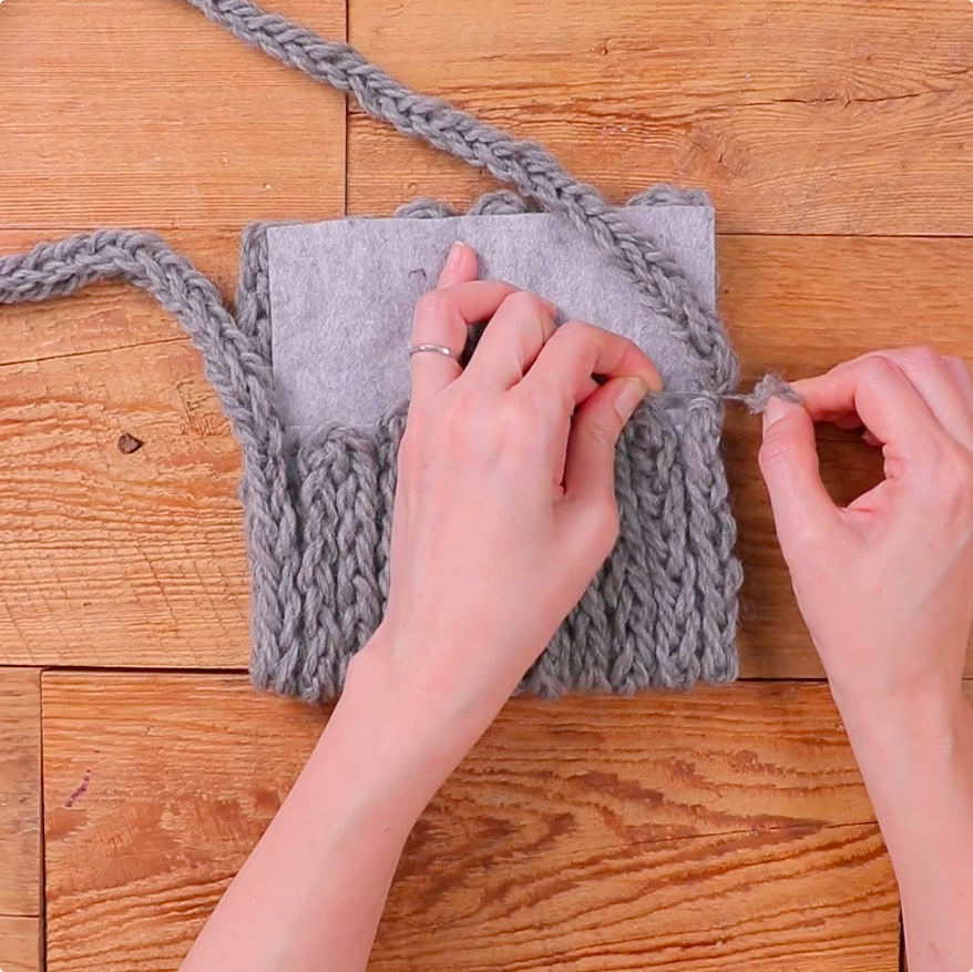 初心者でも簡単！指編み リリヤン編み マフラーの編み方 - 編み物 - クチュリエブログ