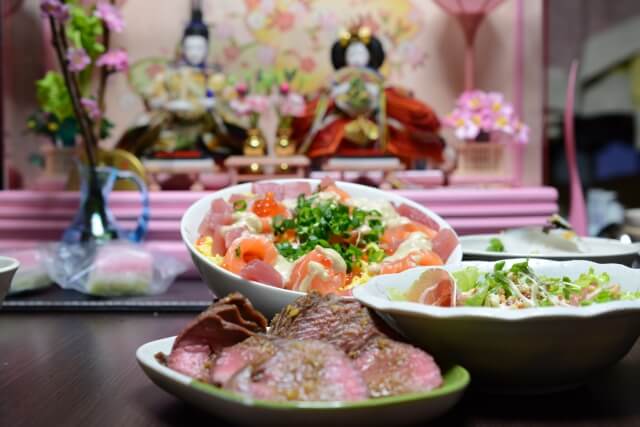 ちらし寿司の盛り付け方のコツとは！ちらし寿司ケーキ盛りも簡単にわかりやすく解説