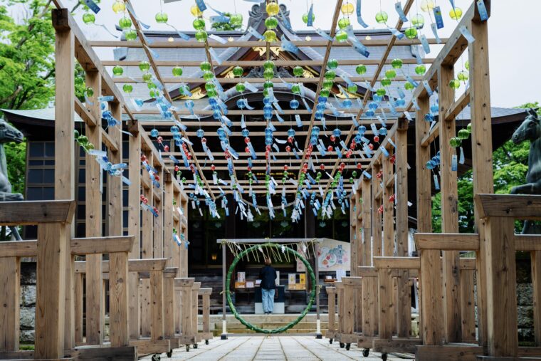 新潟 金峯神社でおすすめの縁結びデートプラン流鏑馬や風鈴まつりなどSNS映えの見どころ満載！ -占い情報まとめ-アムデレ女性の恋愛成就を叶えるメディア