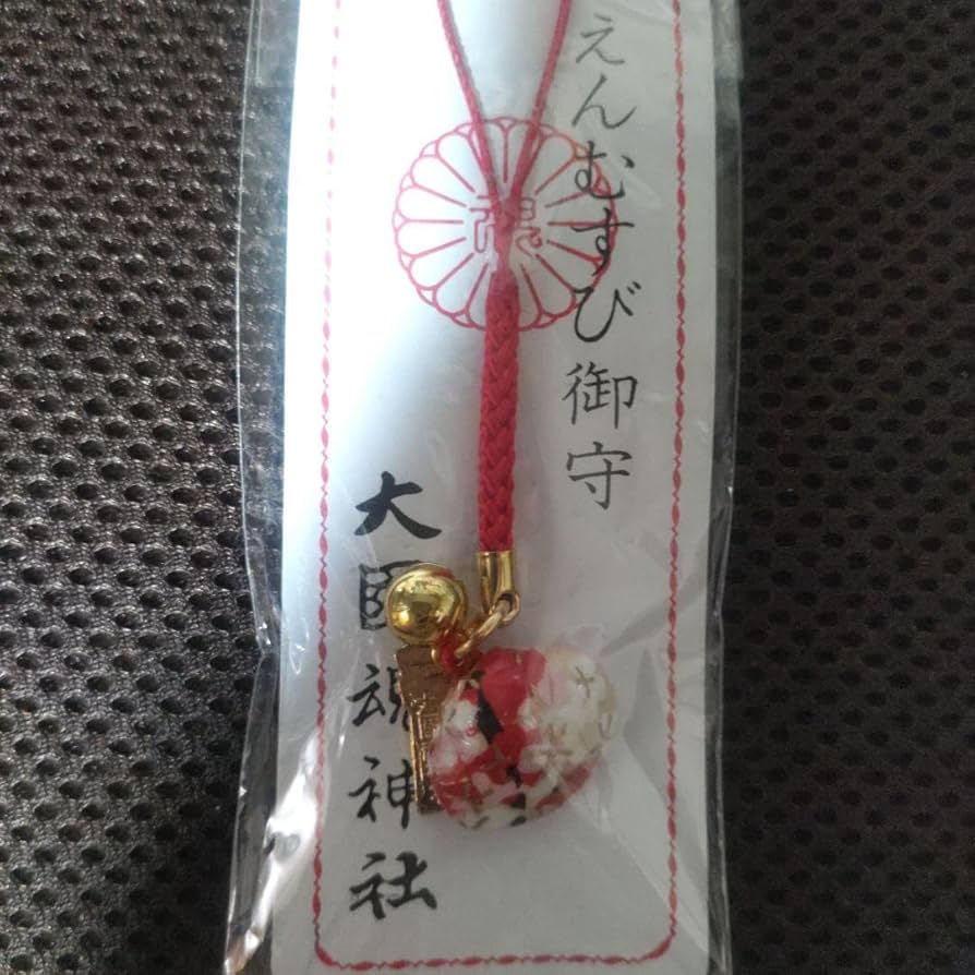 大國魂神社 縁結び 御守り おまもり 貝守り 神社 御守 お守りの通販 by 丸の内OL姫百合's shopラクマ
