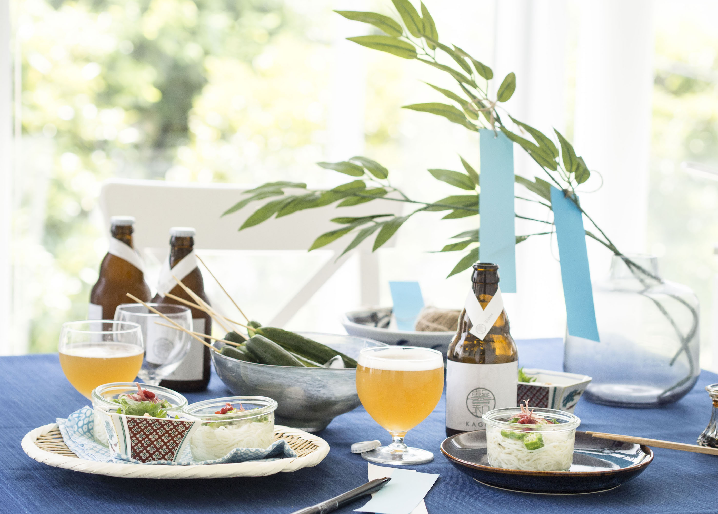 Amazon.co.jp: next.design 七夕 飾り 細タペストリー 笹の葉 短冊 天の川 花火 笹 織姫 彦星 掛け軸 2枚セットタペストリー 壁掛け 壁面 吊るし 飾り ミニ 旗 コンパクト 室内用 おしゃれ アパート マンション インテリア 花火 夜空 星空 おうち花火 セット