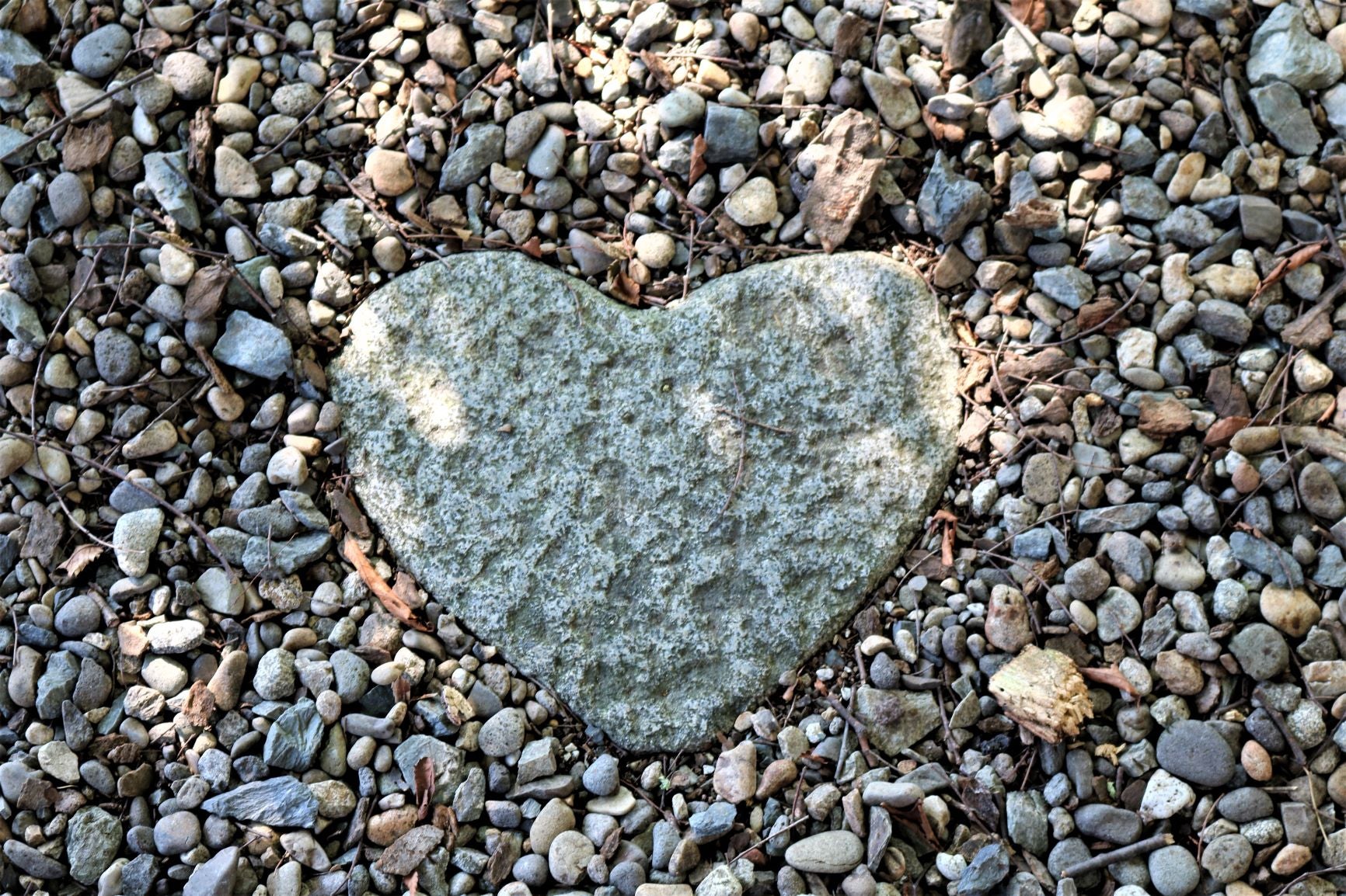 開運 ご縁結ぶ 良縁成就のハート型パワーストーンお守り 神社で祈願済み : 白崎八幡宮授与所 - 通販 - Yahoo!ショッピング