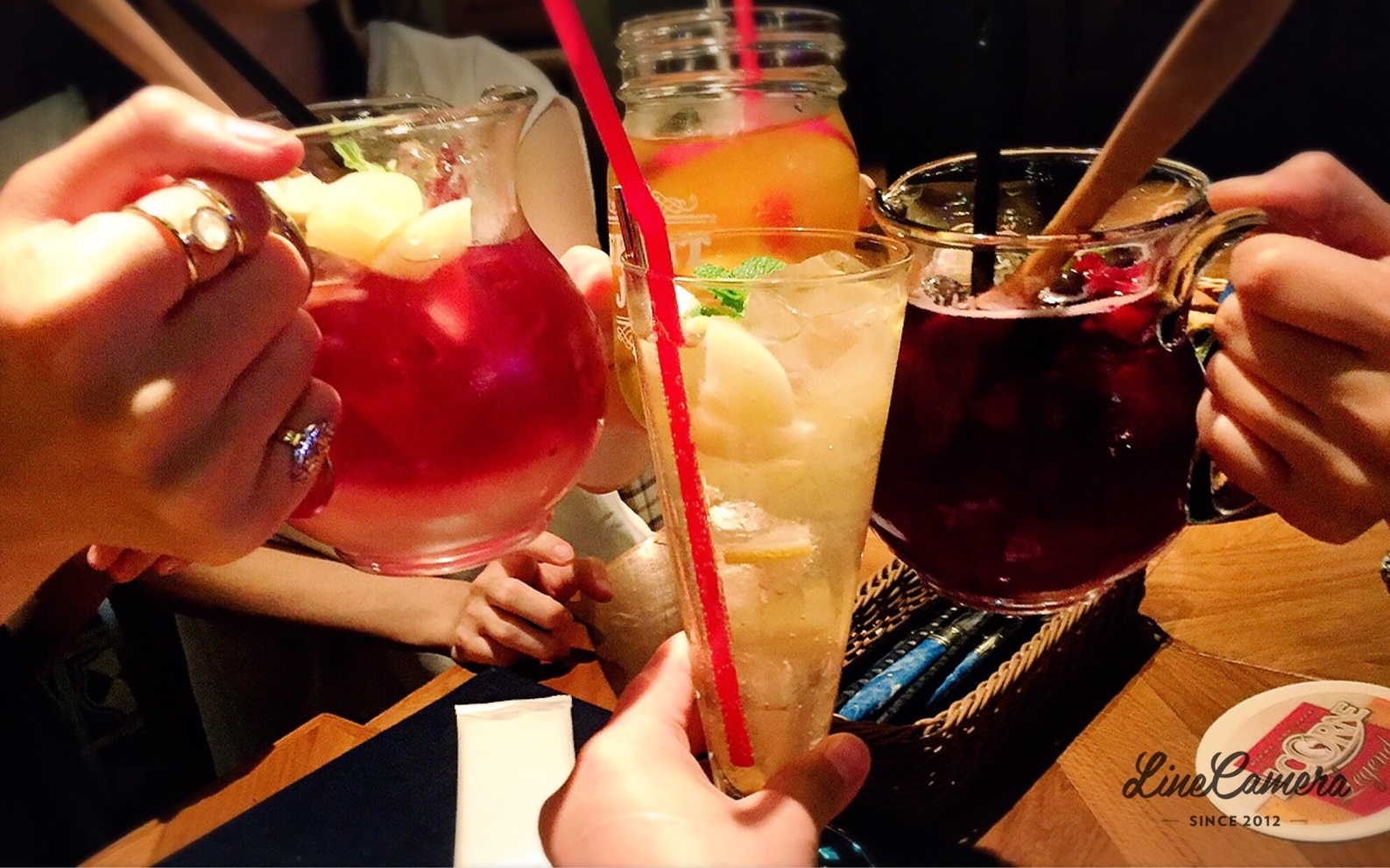 まさかの座敷！？”お座敷飲み会”での女性の奮闘現場に密着！ WEBムービー ビオレZ「足ムレ女子の日常」5月20日公開花王株式会社 花王MKニュース のプレスリリース