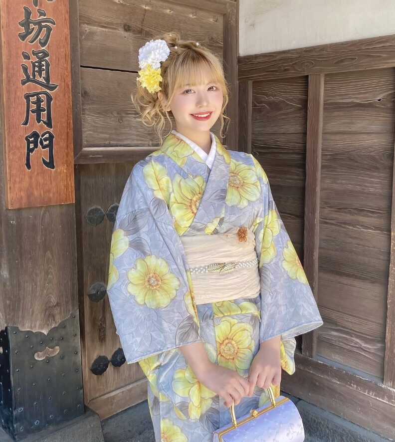 夏の着物 浴衣と夏着物の違いと選び方 -公式 中古・リサイクル着物・帯・和装小物の通販・買取のたんす屋 浴衣 花火大会 夏祭り