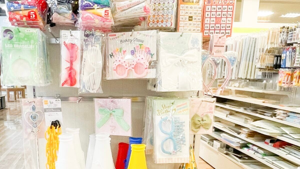 ハーフバースデー 100均 セリアTikTok