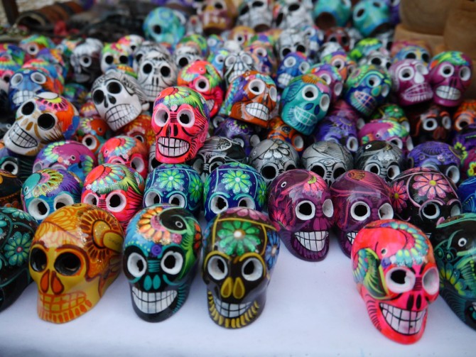 カラフルなガイコツ祭り！？メキシコの死者の日を体験！旅Pocket