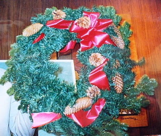 松ぼっくりで作るクリスマスツリー教室－広島の雑貨店が開講 - 広島経済新聞