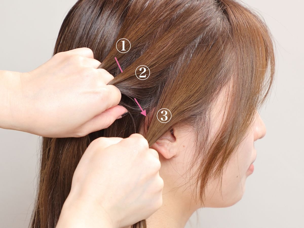 ショートボブ×結婚式お呼ばれアレンジ17選。バレッタ、編み込みにセルフアレンジMERY