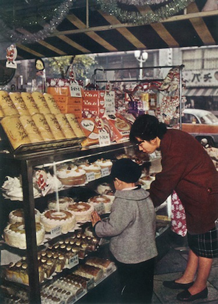 ①ハンドメイド 昭和レトロ クリスマス ホイップ犬 クリスマスケーキ - メルカリ