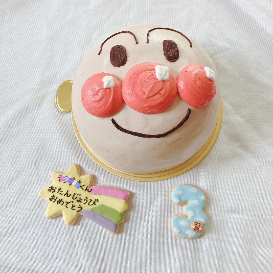 娘の三歳の誕生日に大好きなアンパンマン 電車でケーキを作りました ゆかりSnapdish スナップディッシュID:155fza