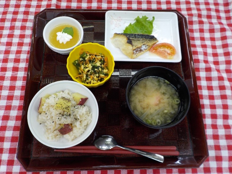 敬老の日・手作りおやつ社会福祉法人光風会山梨県甲州市 山梨市老人ホームやグループホーム等の運営