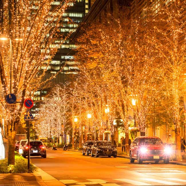 しろたカップル旅行・デートアクセス情報はこちら⤵︎ ⁡ 📍デートで行きたいクリスマスマーケット ⁡ 🎄「六本木ヒルズ」 ⁡日比谷線六本木駅1C出口直結 大江戸線六本木駅3出口徒歩4分 ⁡ 本場ドイツのクリスマス気分が味わえる けやき坂イルミネーションも近く