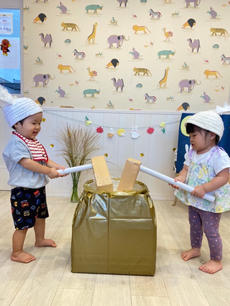 秋の製作アイデア：お花紙を使ったお月見だんご作り