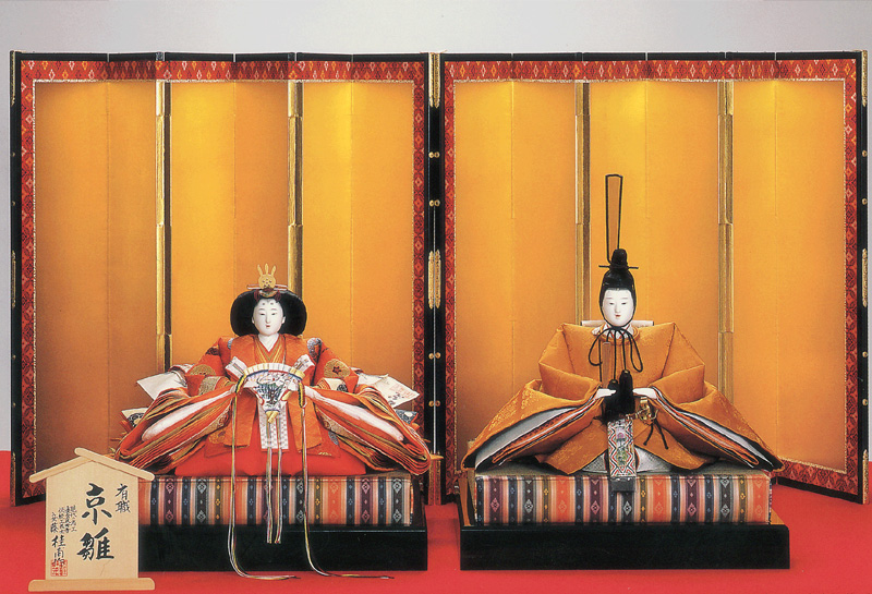 雛人形の飾り方人形の秀月 雛人形、五月人形、鎧・兜の製造卸元