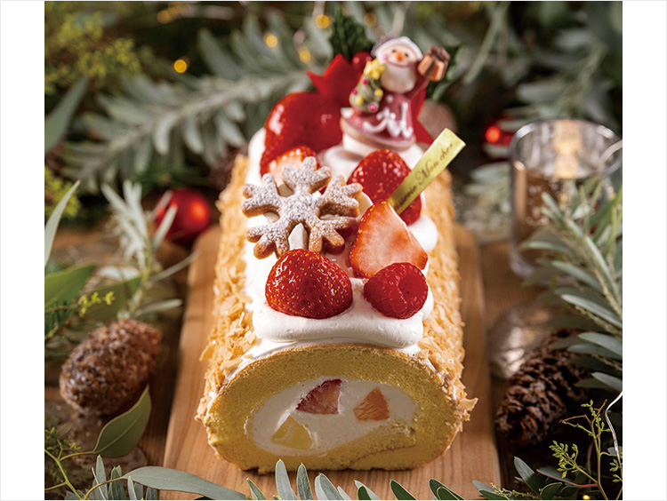銀座三越「いちご＆クリーム」主役の25年クリスマスケーキ、“濃厚＆真っ白果肉”の苺ショートなど - ファッションプレス