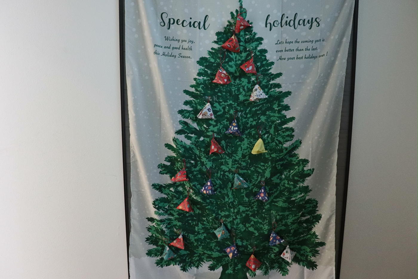 手作り 100均フェルトでクリスマスツリーの作り方 簡単みみねこ日誌