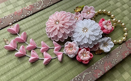 つまみ細工 成人式の髪飾り 桜を作る🌸 - つまみ細工工房 ❁ ほっこり屋 ブログ