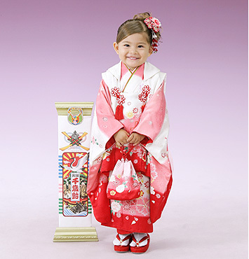 おでかけ着物で七五三をもっと楽しもう♪Let's おでかけ七五三スタジオアリスの七五三こども写真館スタジオアリス写真スタジオ・フォトスタジオ
