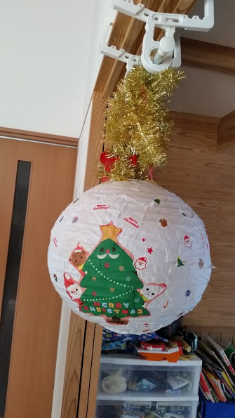 今日の読み物 20分で完成！クリスマス会の”出し物”は手作りピニャータで決まりcomolib Magazine