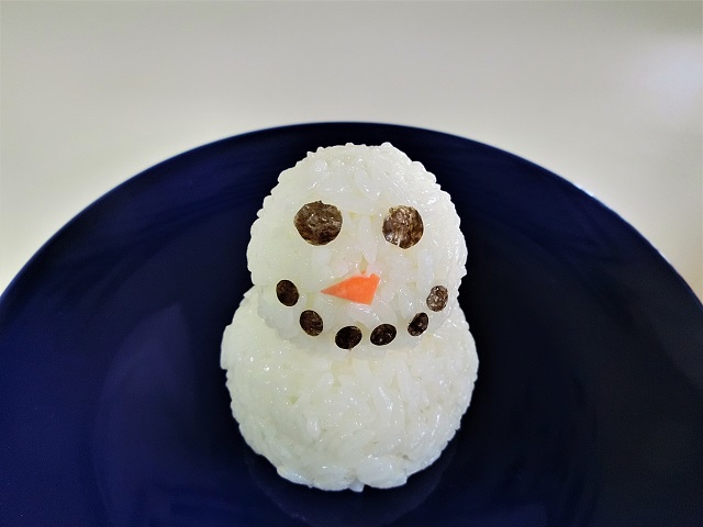 ｸﾘｽﾏｽにふわふわ雪だるま by しょーちゃん巻き巻きクックパッド簡単おいしいみんなのレシピが392万品