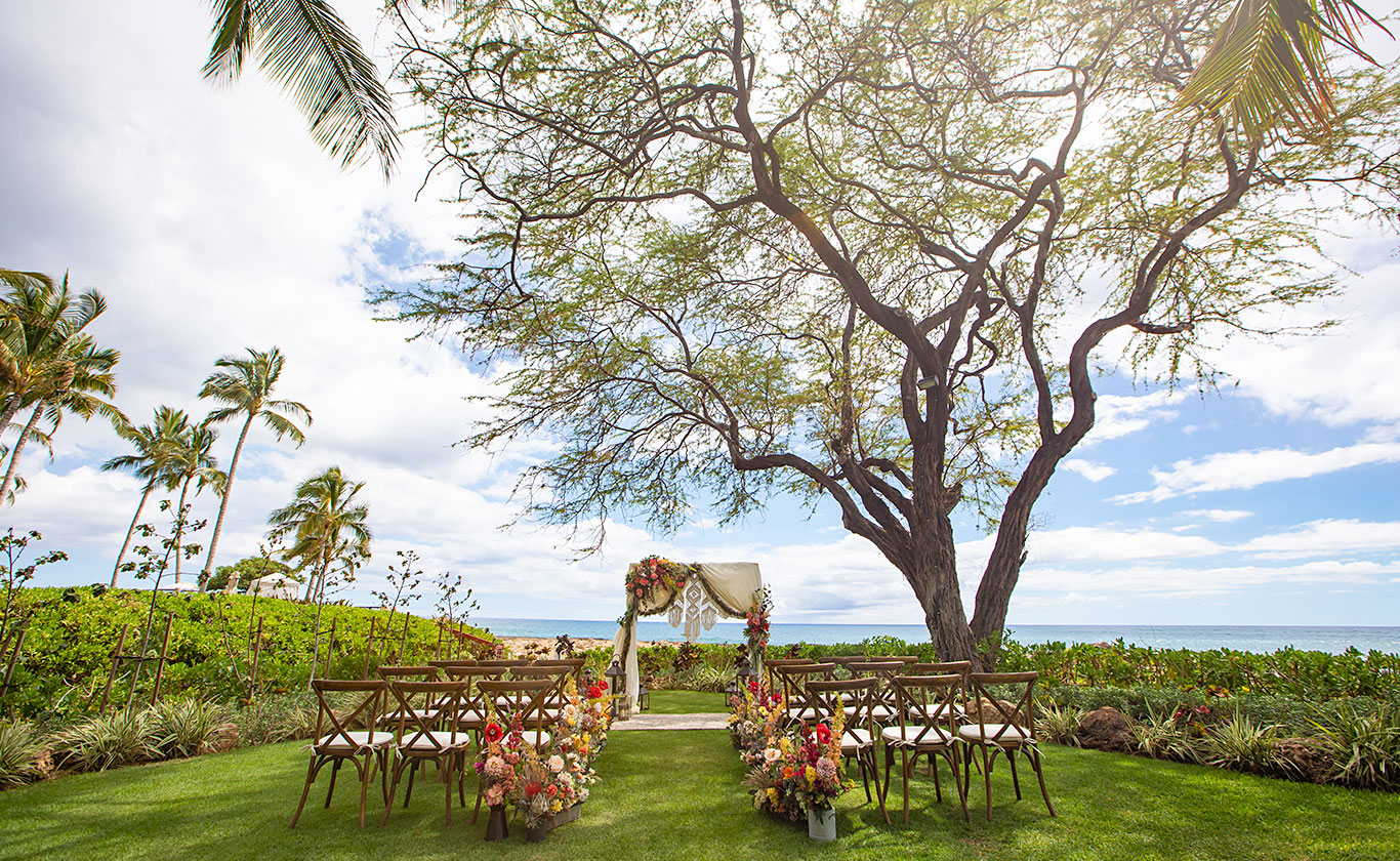 海外のガーデンウェディングを忠実に再現💐アットホームなナイトウェディングパーティをご覧あれ♡美花嫁図鑑farny ファーニー お洒落で可愛い花嫁レポが満載！byプラコレ
