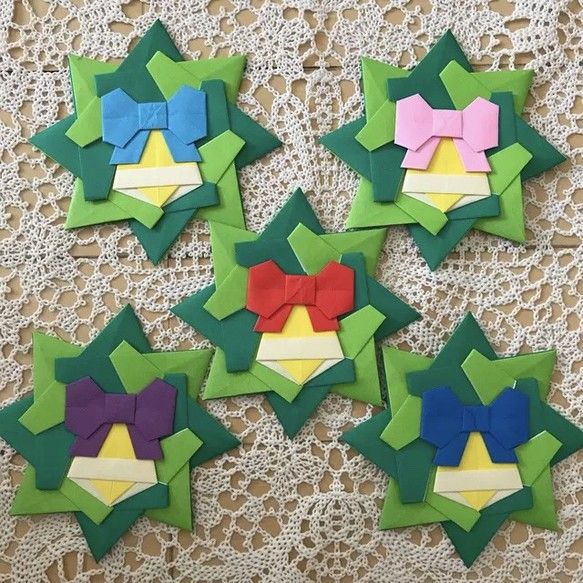 クリスマス折り紙 プーさんサンタのクリスマスリースの作り方mama life blog