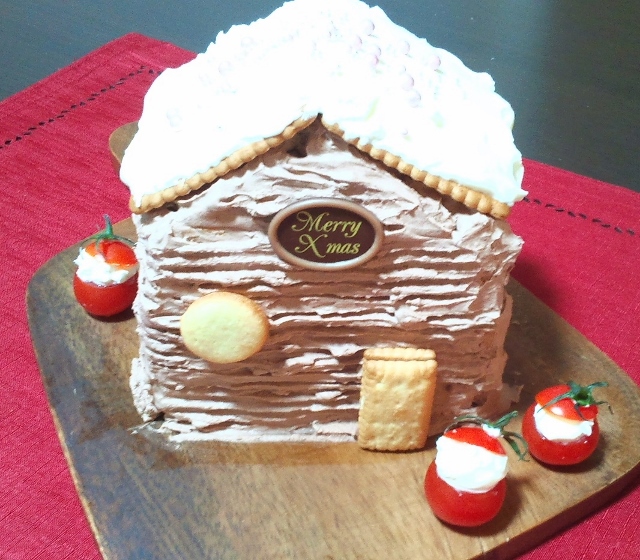 クラッカーで作る簡単♪お菓子の家で簡単クリスマス50代からの軽やかシンプルライフ