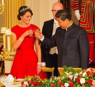 オバマ大統領、宮中晩餐会で歓談 - WSJ