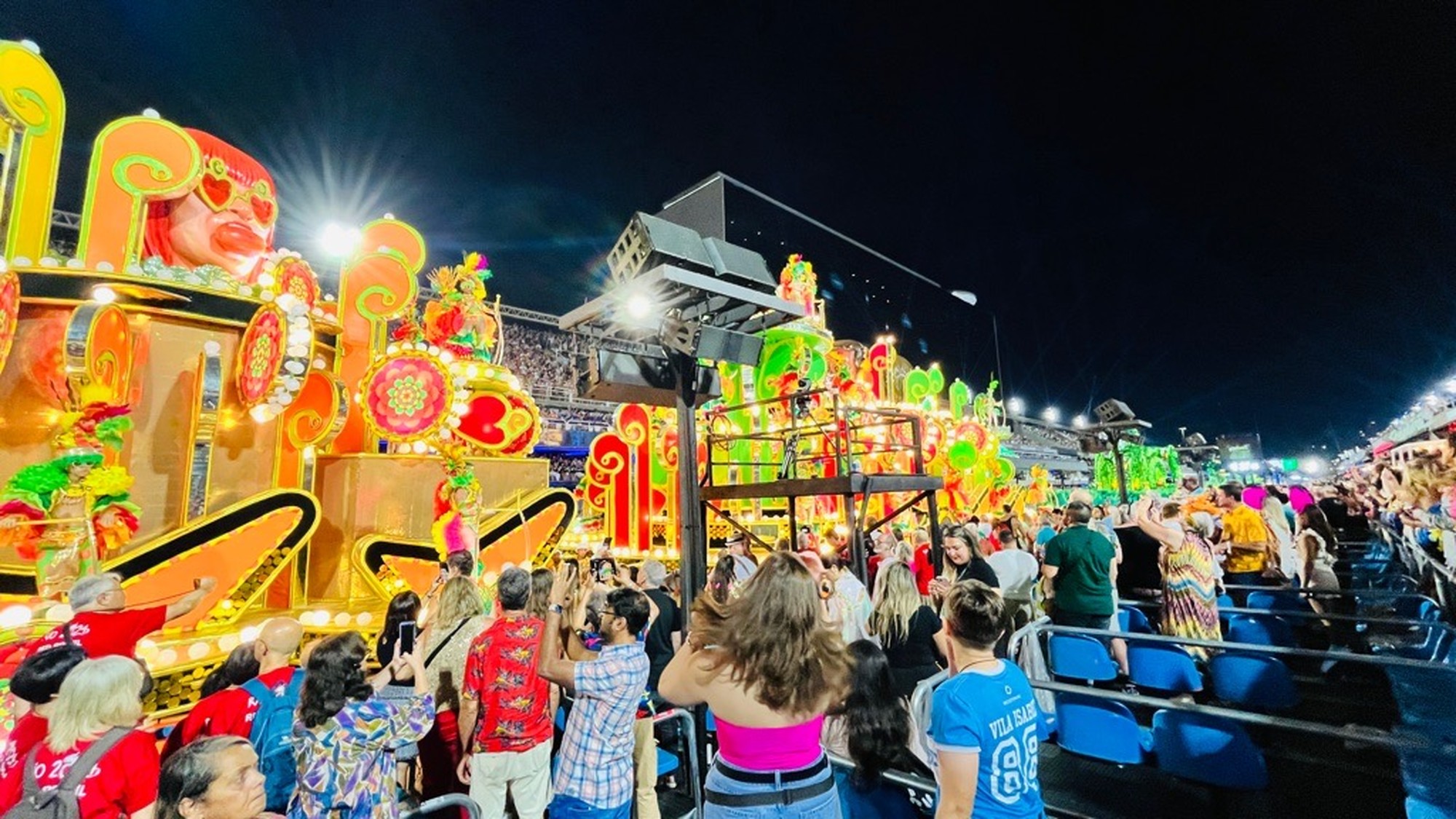 1泊5日ブラジル旅行でカーニバル出場。旅好き会社員の「最高の25時間」