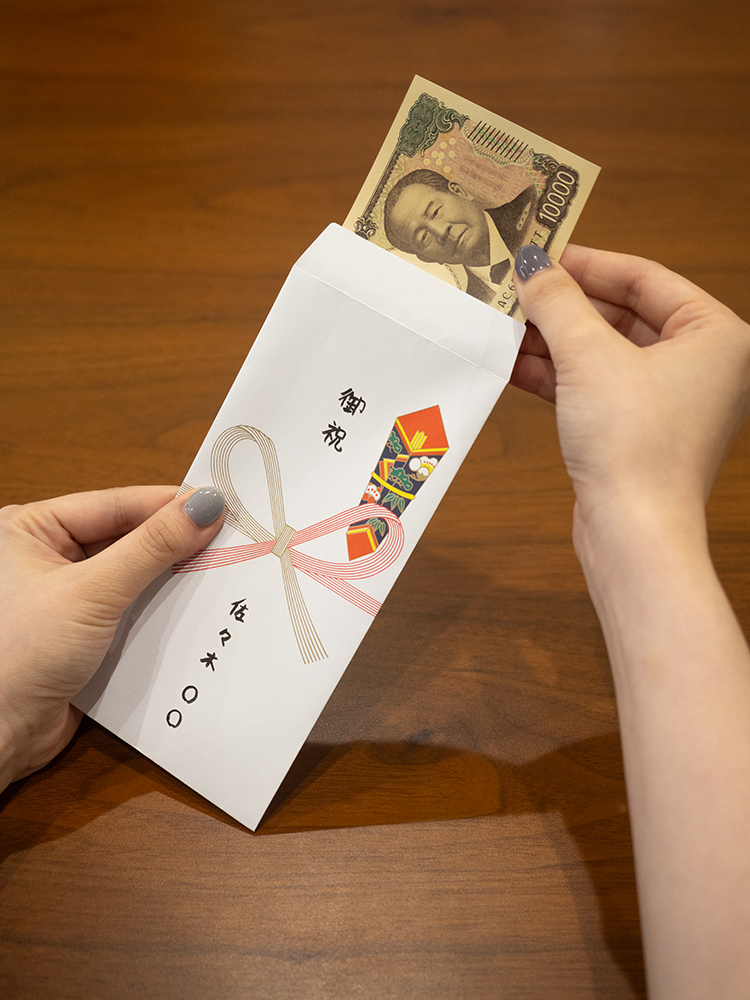 ご祝儀袋・中袋へのお金の入れ方＆包み方！お札の向き・のり付けは？GoGo Wedding