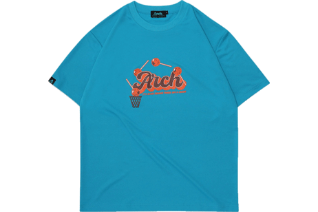 キャンディショット🍭💜 . ラベンダーカラーのまあいちゃん💗🙈💗 @maai.kame . トップスはアイス刺繍入り🍨✧ 背中にはキャンディチュウカフェ！？のメニュープリントが入ってるよ💓 . ズボンのラベンダーカラーでリンクさせて スッキリかわわこーでに