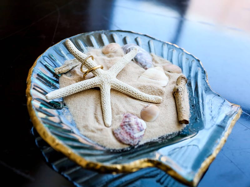 リングピローを100均のアイテムで簡単に手作りしたい！作り方やデザインを実例つきでお届け結婚ラジオ結婚スタイルマガジン