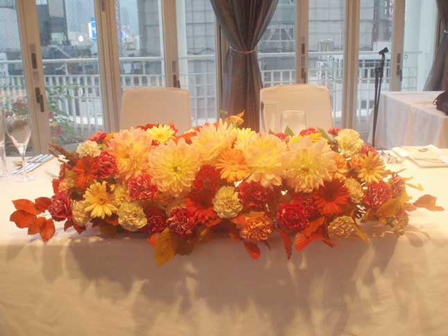 楽天市場 オレンジ ブーケ ウェディングブーケ 造花ブーケ ブライダルブーケ ラウンドブーケ トスブーケ 結婚式 花束 直径約35cmドレスと合わせて 撮影ブーケ : ドリーム洋服屋