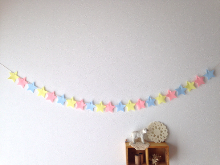 運動会ガーランド」のアイデア 8 件運動会 ガーランド, ガーランド, 幼稚園のアート