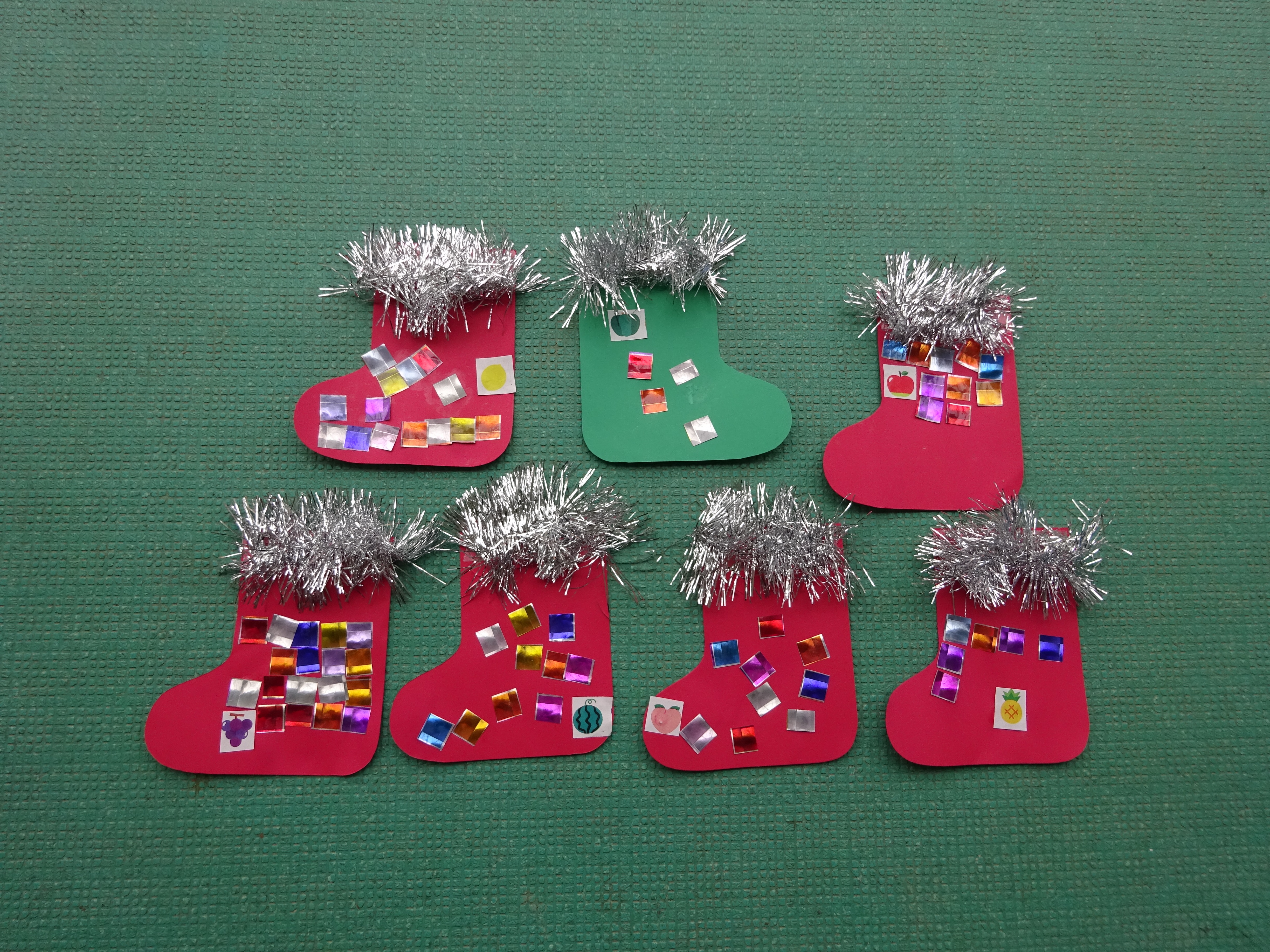 クリスマス ブーツ 製作キット 紐通し 壁面飾り 冬 保育 高齢者 クラフト