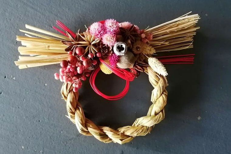 クラフトテープで作るお正月リース - tokotoko花日記