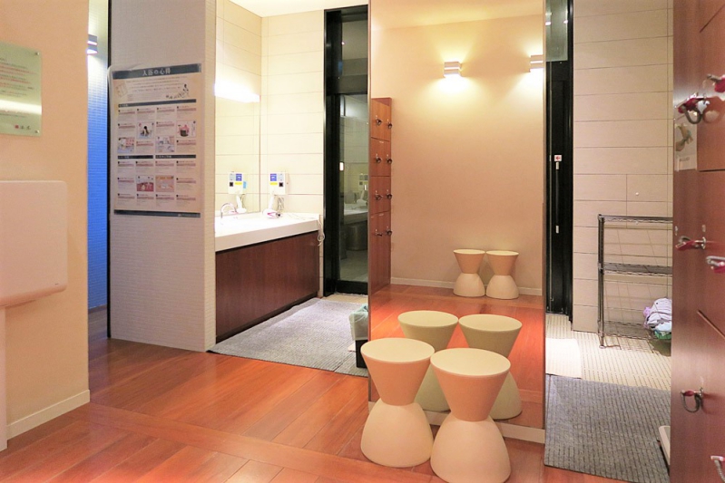 ちびまる子ちゃん 湯のみ 日本製 湯呑み 湯呑 湯飲み ゆのみ 和食器 食器 陶器 陶器製 茶器 陶磁器 カップ コップ 和風 キッチン キッチン雑貨来客用 お茶 キャラクター まる子 友蔵 花輪クン さくらももこ グッズ かわいい 可愛い おしゃれ シンプル 白 実用的