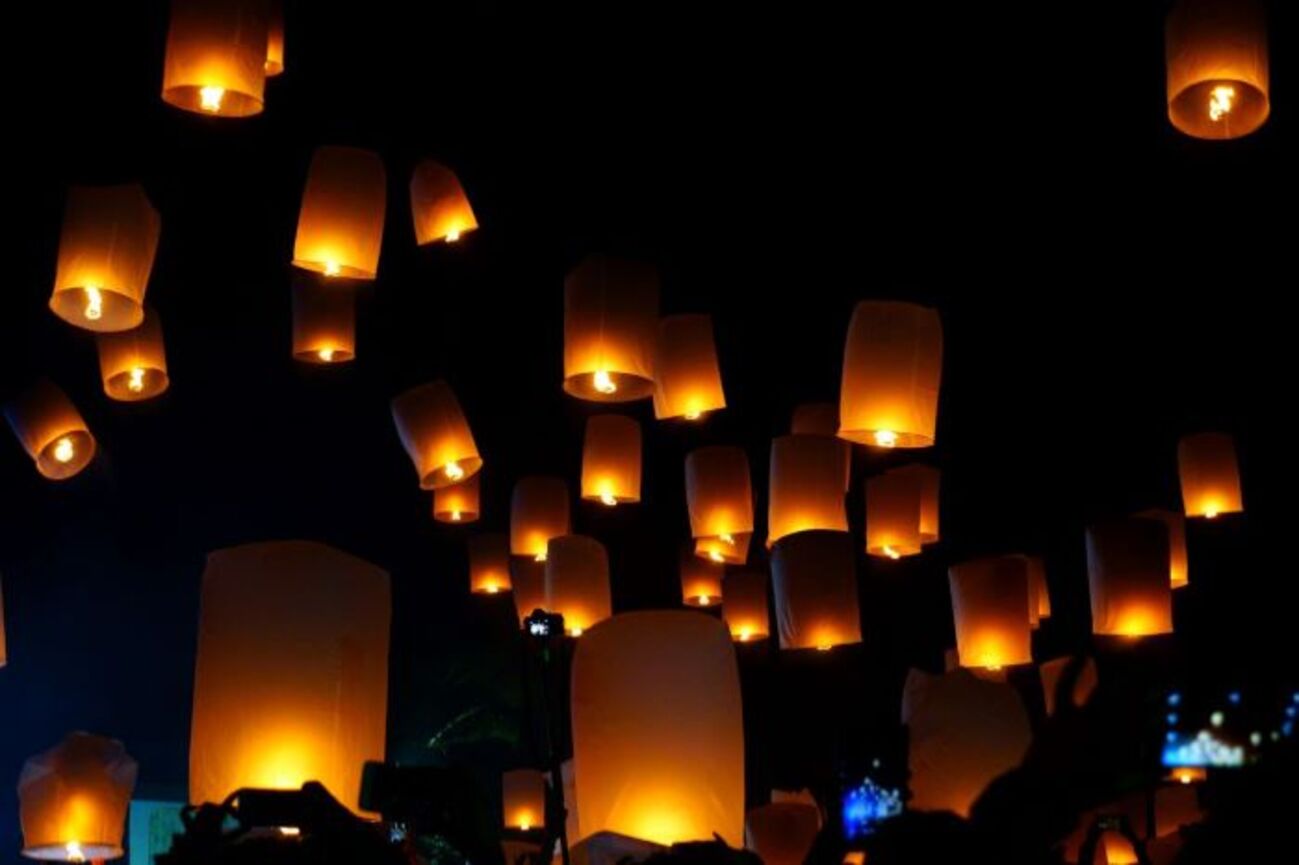 2023年 コムローイ祭りの参加方法、盛り上がるエリアをまとめてみた