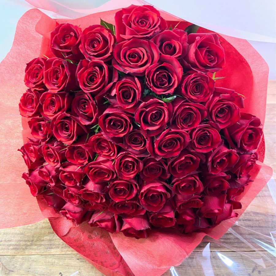 プロポーズで渡すバラの花束は本数に気を付けようプロポーズに、枯れないバラ・フラワーギフトのメリアルーム – MERIA ROOM PROPOSE