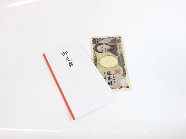 お祝い用のご祝儀袋の裏には〆はするの？しないの？どちらが正しいのか紹介します！30代主婦の暮らしのちょっと気になる疑問を紹介