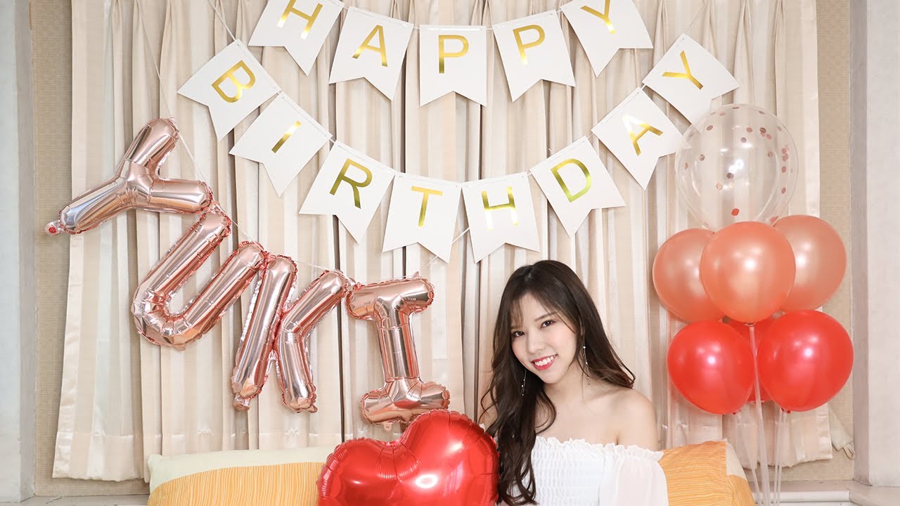 タイ語でお誕生日おめでとうケーキグリーティングカードテンプレートイラストテンプレート素材PSDダウンロード