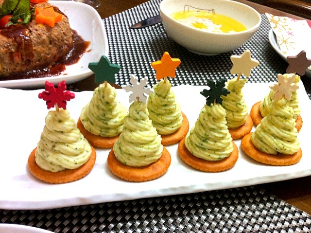 クリスマスツリーサラダカナッペ🎄ポテトサラダ