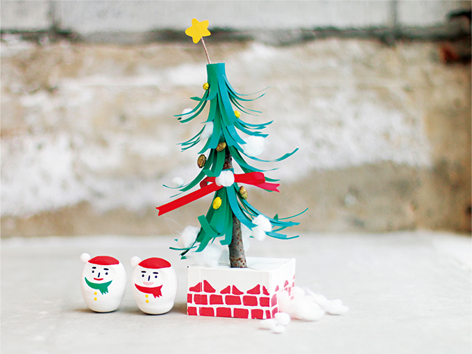 紙で作るボリュームたっぷりクリスマスツリーの作り方見たものクリップ