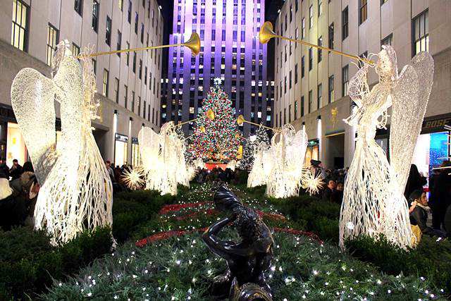 ホームアローンのツリーには及ばないけれどインテリアで叶える☆働くオトナ女子の等身大エレガントライフ