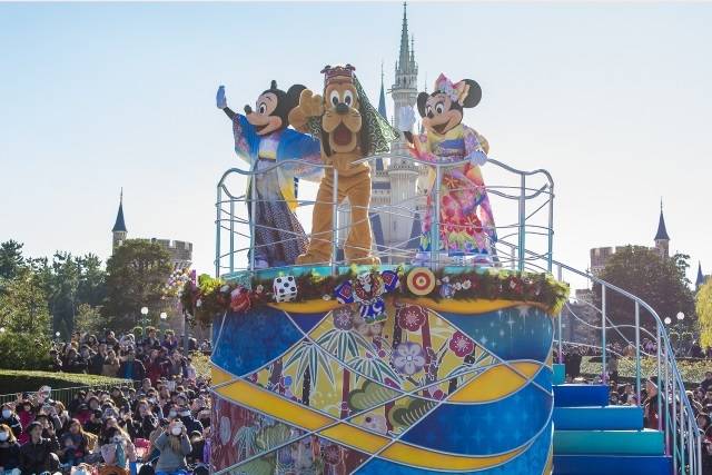東京ディズニーランド＆東京ディズニーシーでお正月イベント だるまカードがもらえるいこーよニュース