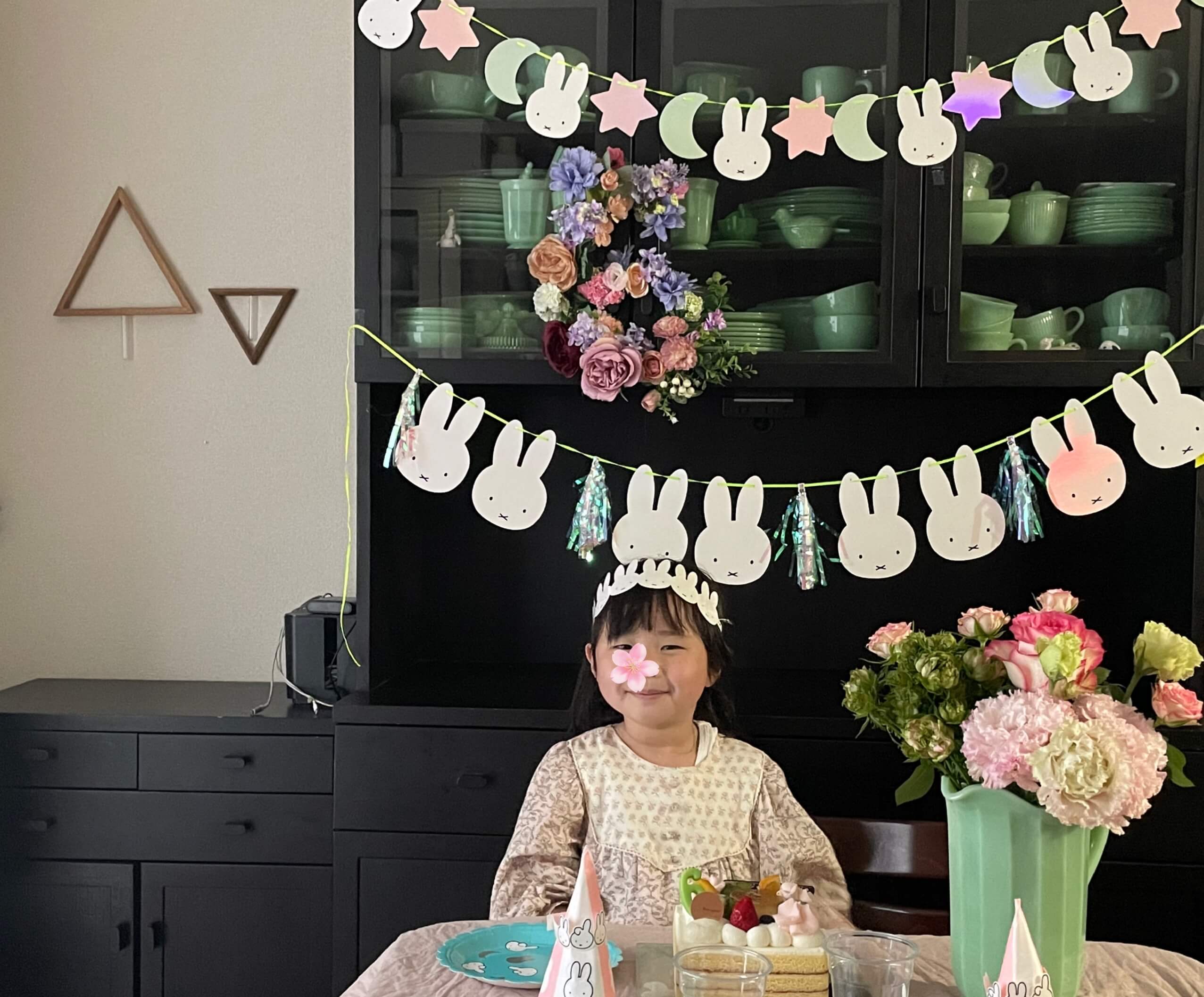 ｹｰｷ飾りﾄｯﾊﾟｰ・ﾀﾞｲｿｰ100均 誕生日&ｳｴﾃﾞｨﾝｸﾞに！ｾﾘｱや手作り方法も - 100均✖Sweetsレシピ‼