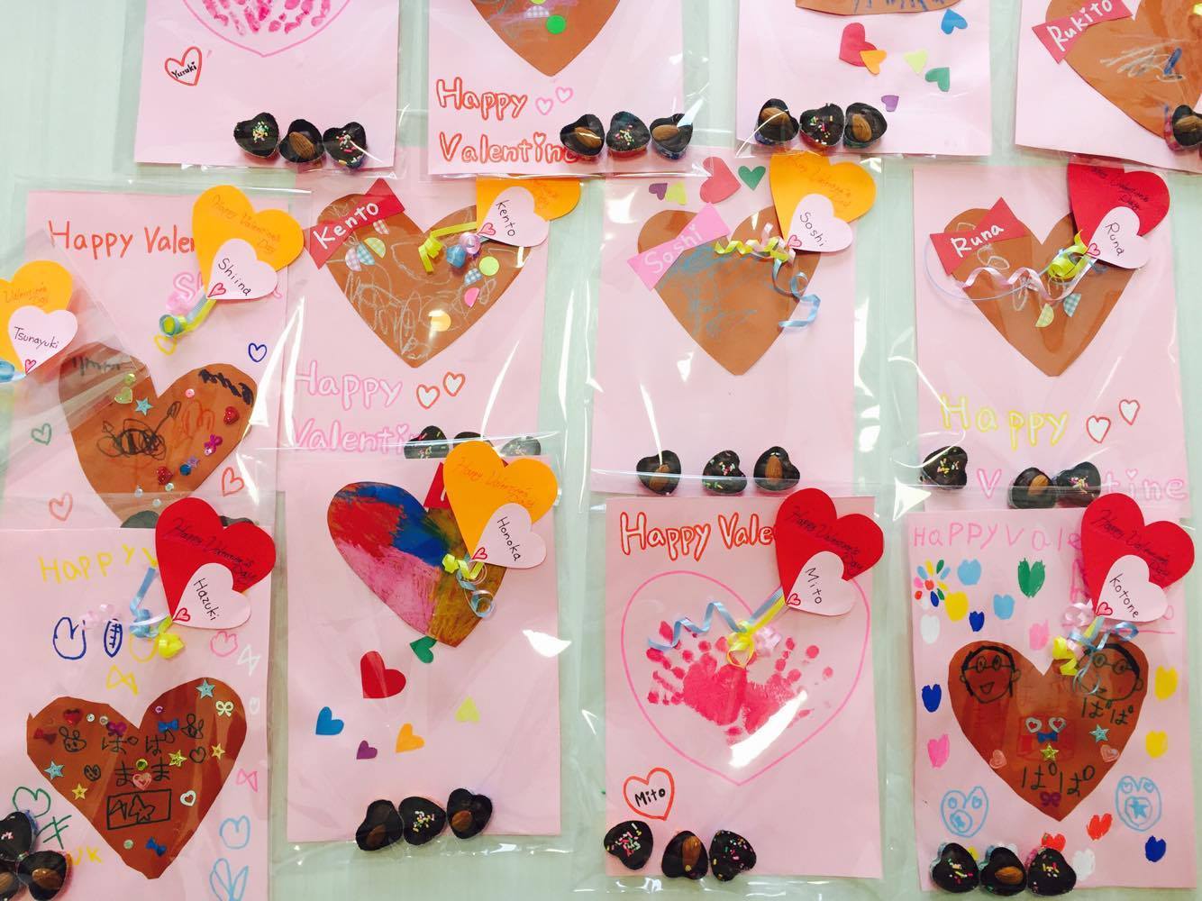 バレンタイン製作 ハートのサンキャッチャー作り♪