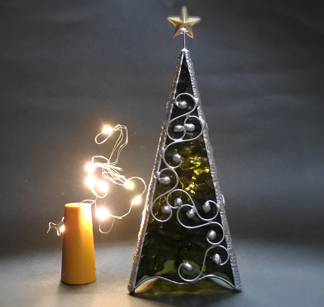 ステンドグラスキラキラクリスマスツリー🌲 - ステンドグラスpieceminne byGMOペパボ 国内最大級のハンドメイド・手作り通販サイト